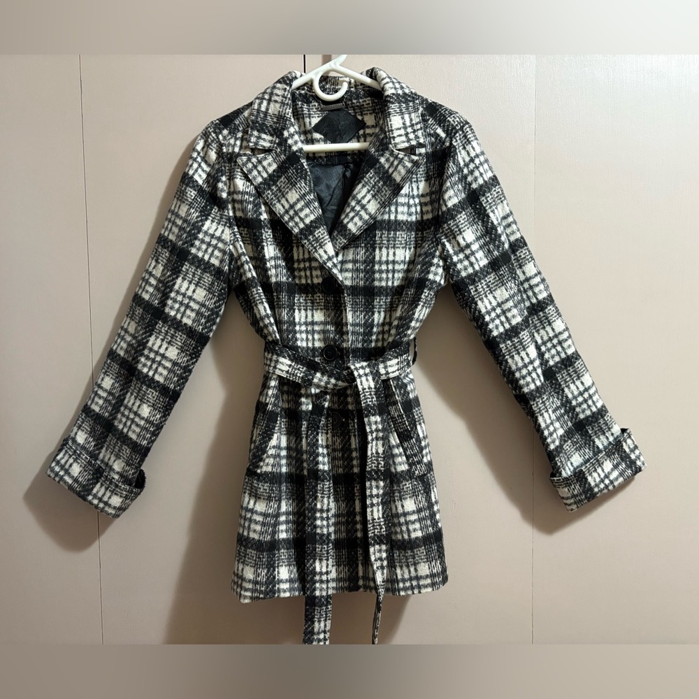 JouJou Ladies Black White Plaid Coat Jacket Button Belt Closure XL